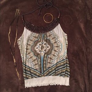 Cute island halter with wooden beads